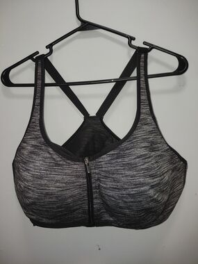 Victoria's Secret Front-Zip Heathered Gray & Black Sports Bra 38DD